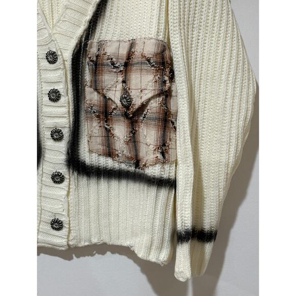 POL White and Gray Plaid Cardigan - Picture 8 of 16